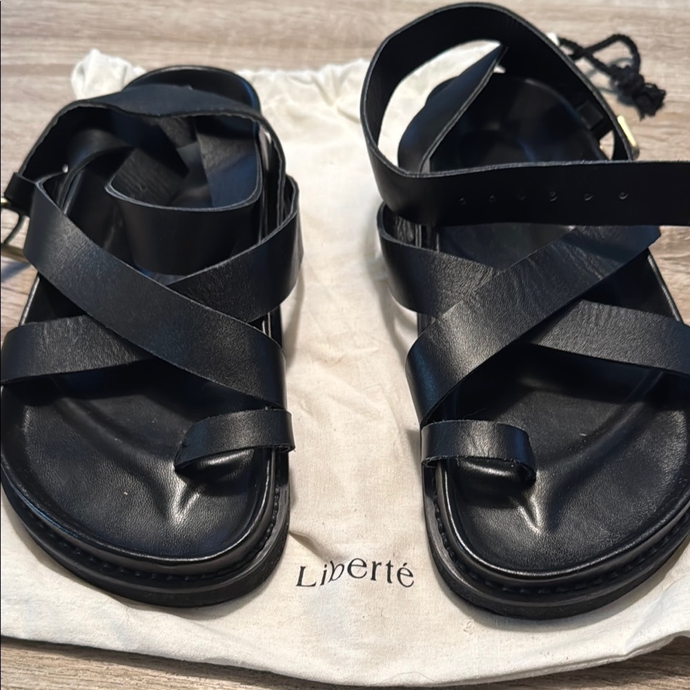 Black Strappy Platform Sandals with Geometric Design